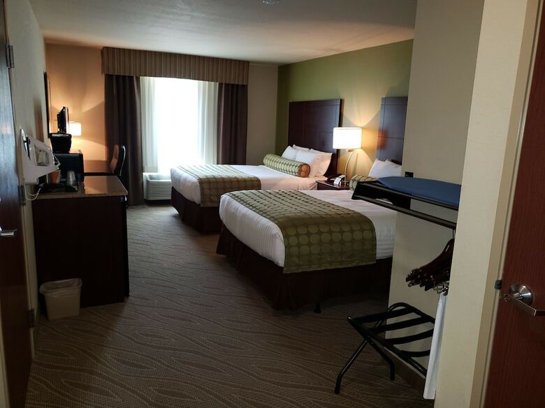 Hotel Cobblestone Inn & Suites - Holyoke