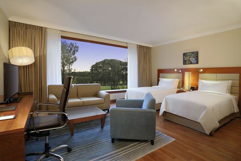 Hotel Hilton Bangalore Embassy Golflinks