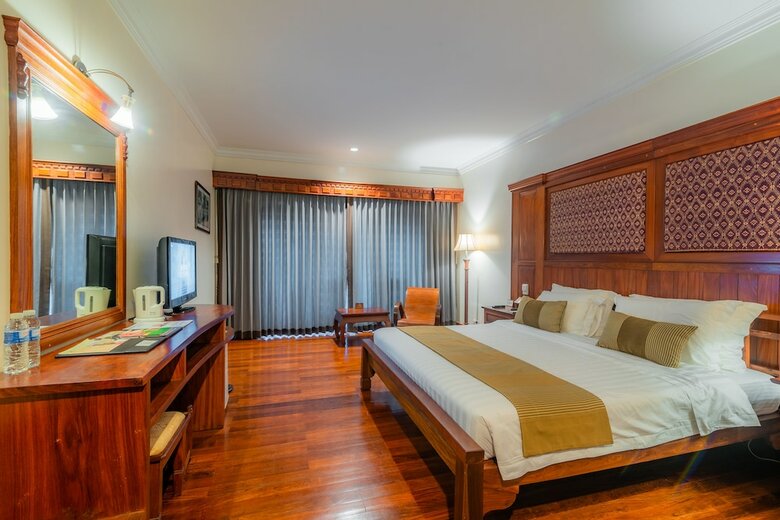 Hotel Empress Residence Resort & Spa