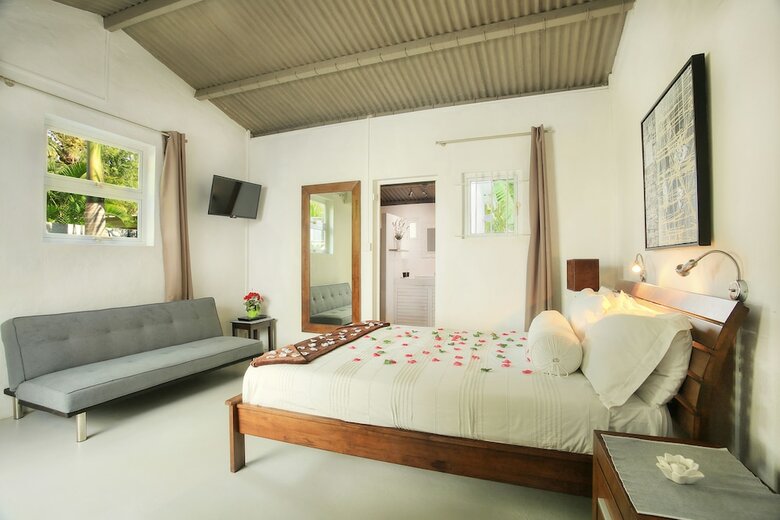 Bed & Breakfast Esprit Libre Restaurant And Guest House