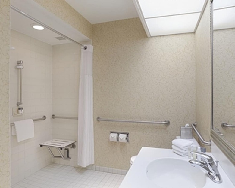 Hotel Doubletree By Hilton Ontario Airport