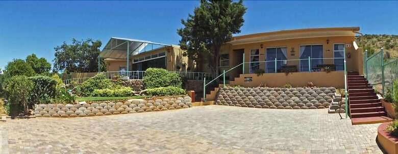 Hotel Stoneridge Guesthouse