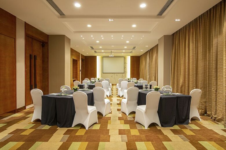 Hotel Holiday Inn Qingdao Expo