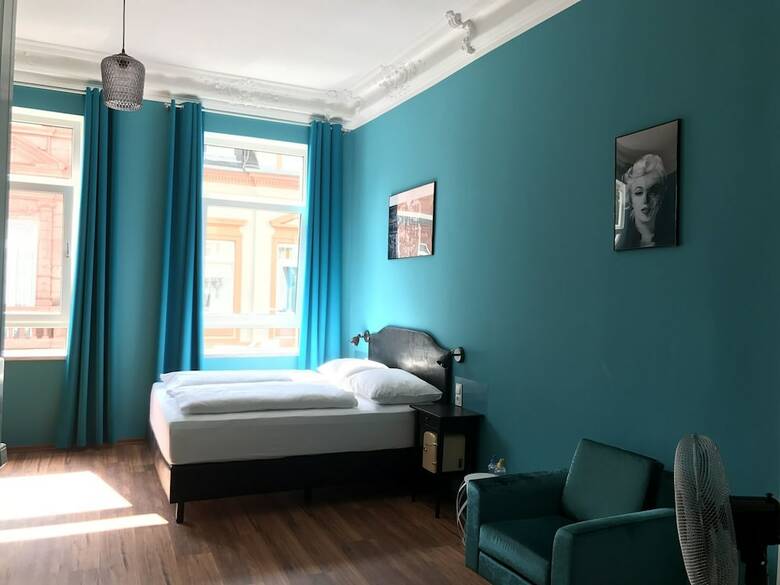 Hotel Mystique
