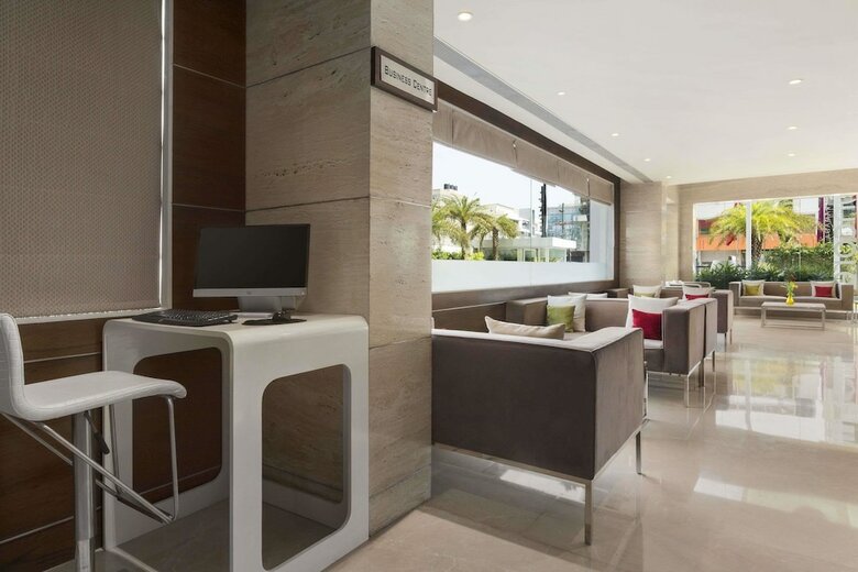 Hotel Ramada Encore By Wyndham Bangalore Domlur