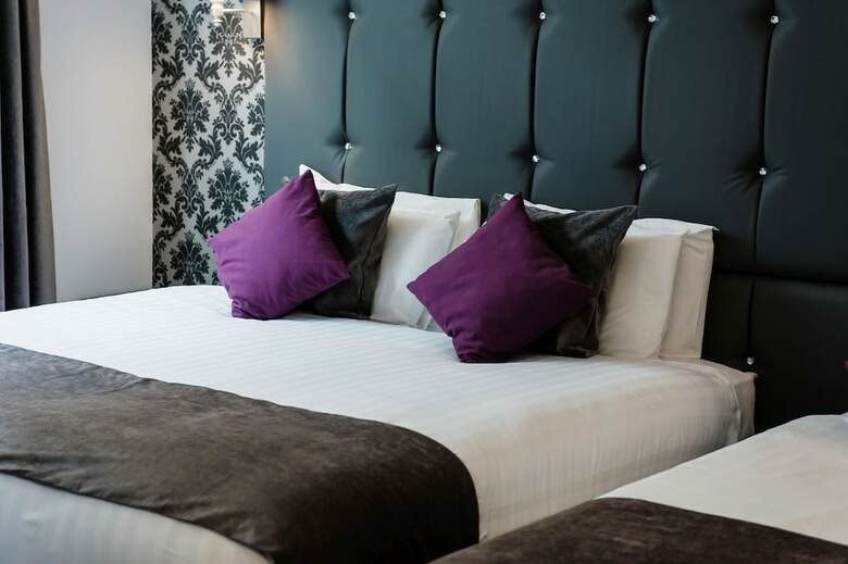 The Southcrest Manor Hotel
