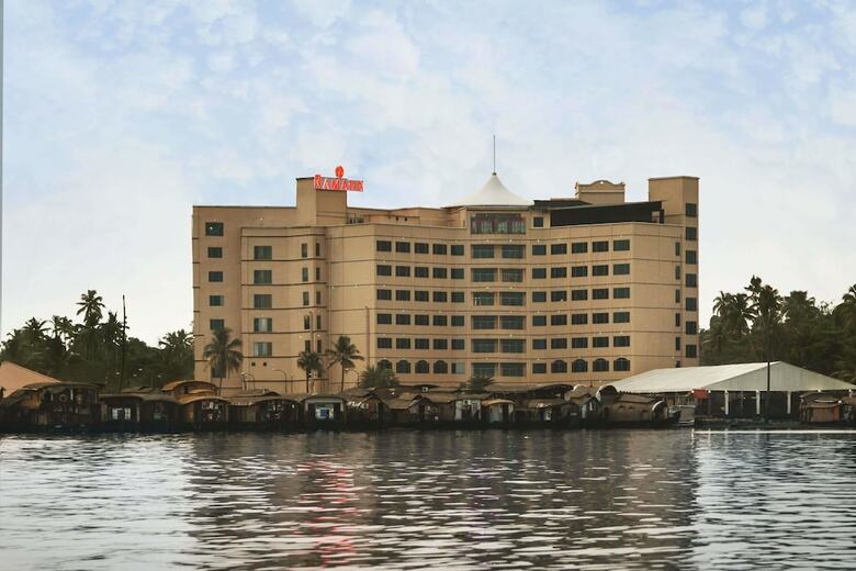 Hotel Ramada By Wyndham Alleppey