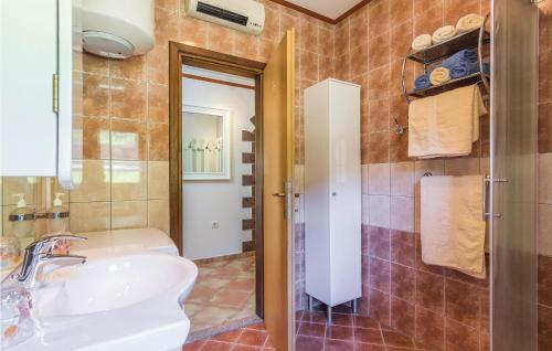 Holiday Home Gologoricki Dol 32