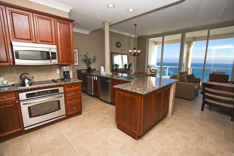 Beach Club Resort Residence And Spa