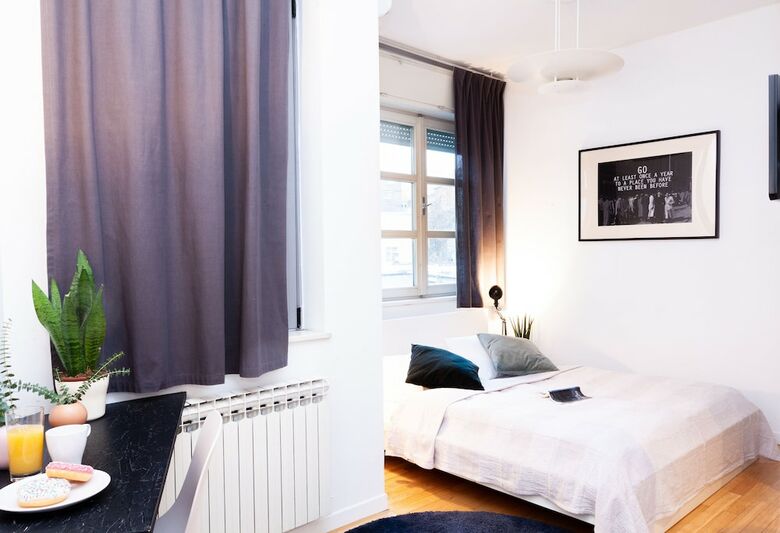 Hotel Central Downtown Apartments By Irundo