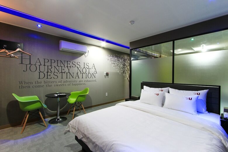 Foru Hotel