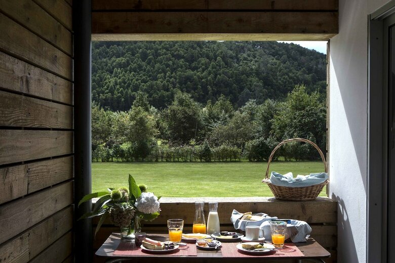 Apartamentos Furnas Lake Villas