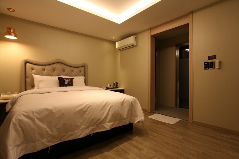 Lin Hotel