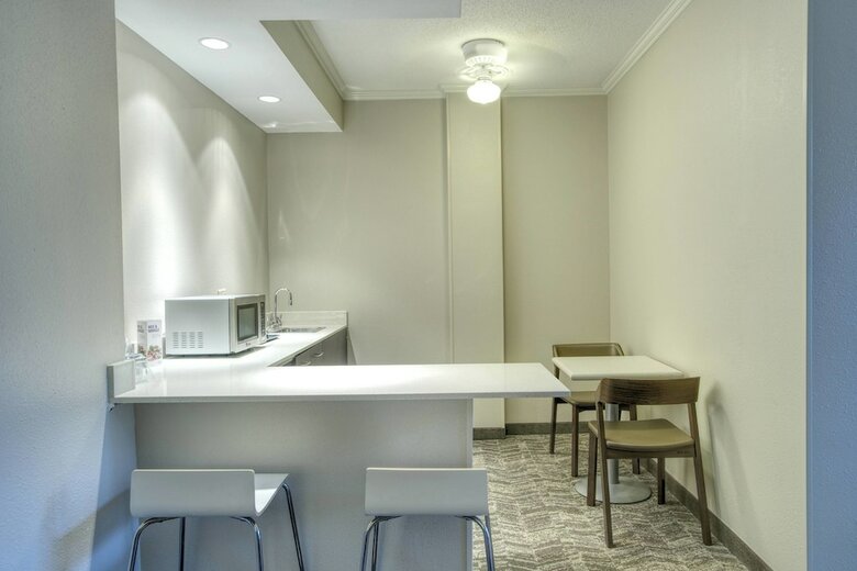 Hotel Springhill Suites By Marriott Lawrence