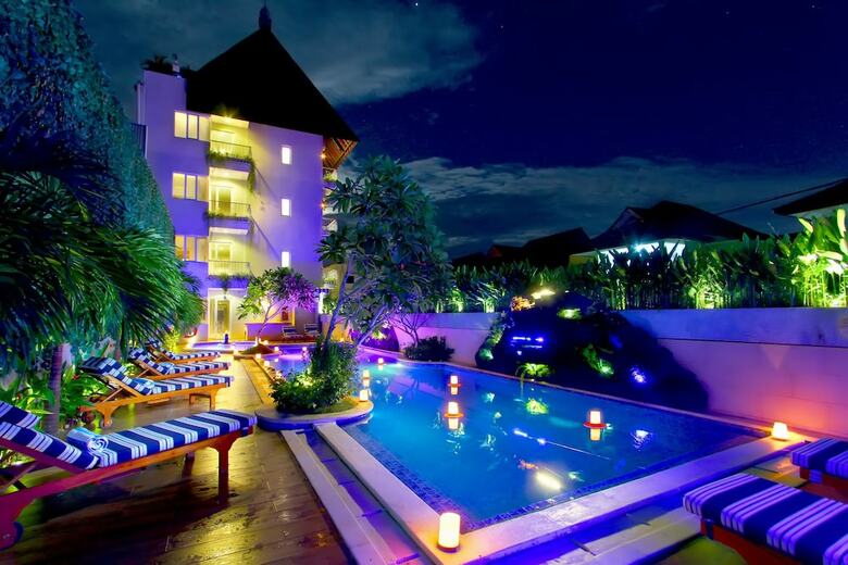 Hotel The Rhadana Kuta Bali