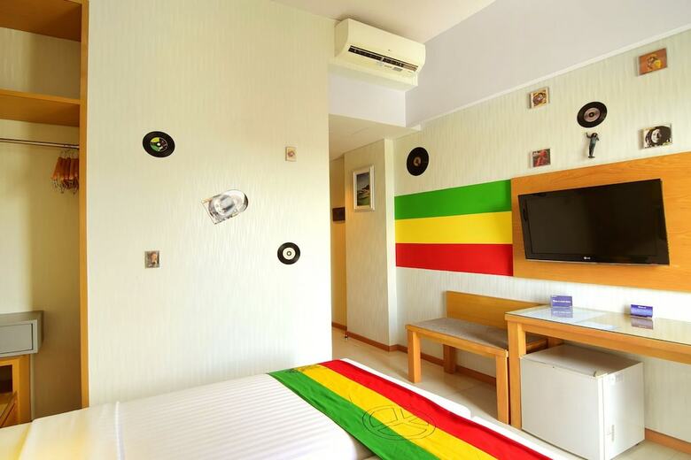 Hotel The Rhadana Kuta Bali