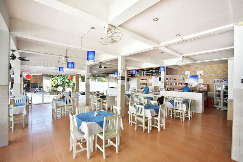 Lotus Friendly Hotel