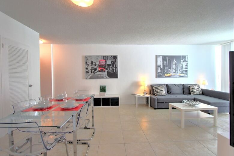 Hollywood Condos