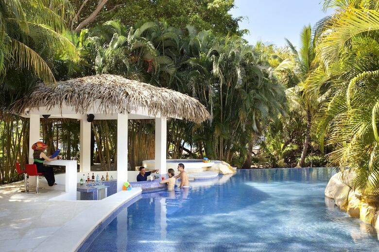 Azul Ocean Club Hotel