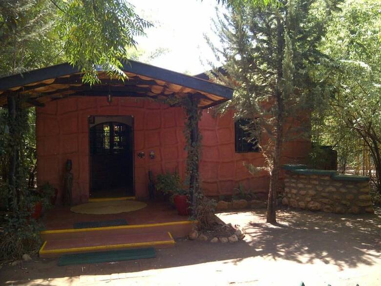 Posada Octagon Lodge