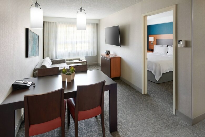 Hotel Towneplace Suites By Marriott Mississauga-arpt Corp Ctr