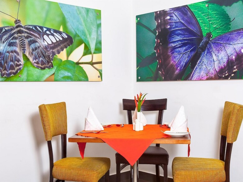 Hotel Ibis Styles Accra Airport