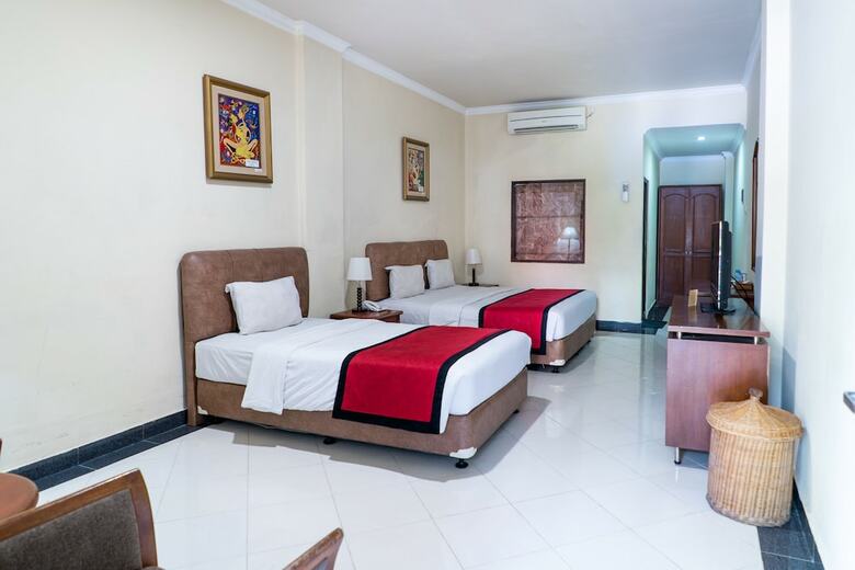 Maxi Hotel & Spa