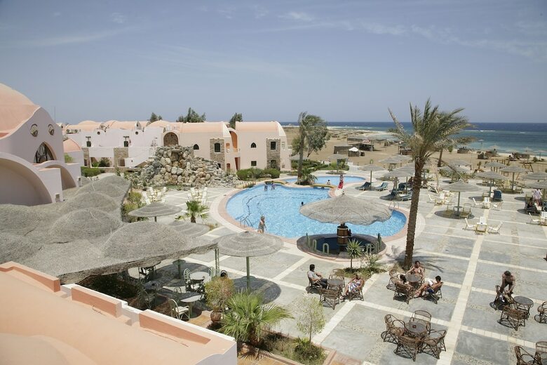 Hotel Shams Alam Beach Resort