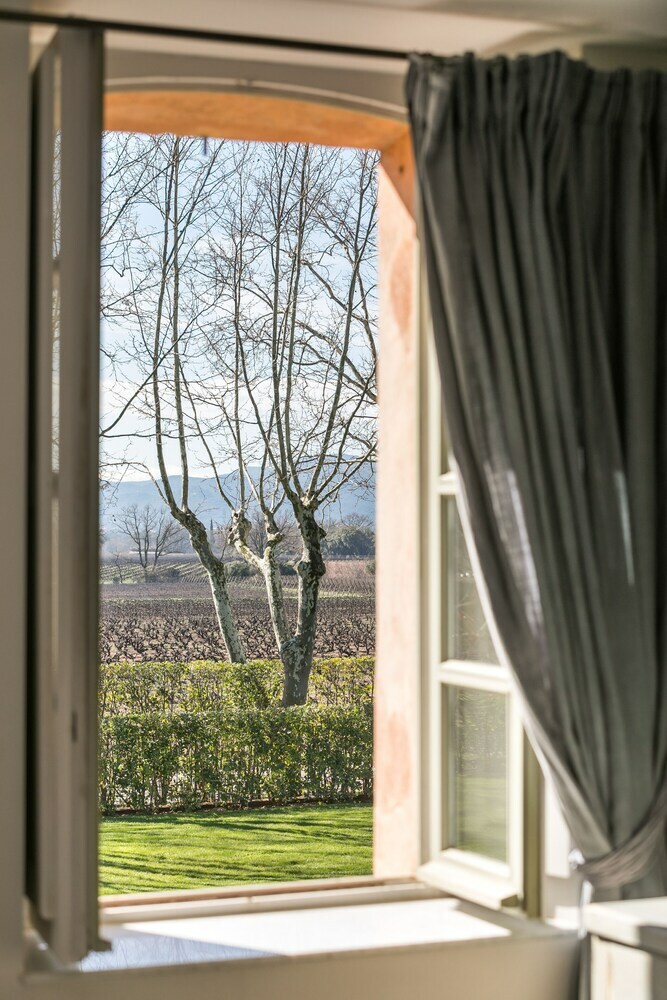 Villa Ch�teau Des Demoiselles