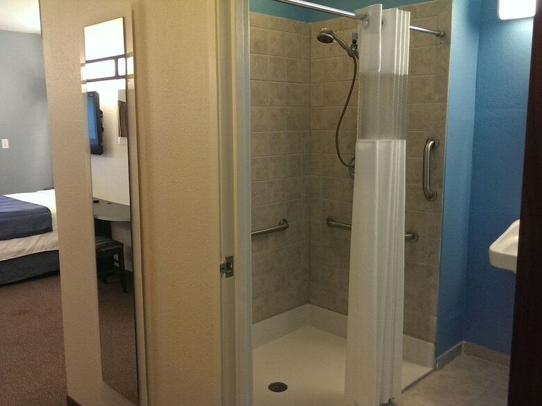 Hotel Three Rivers Inn & Suites