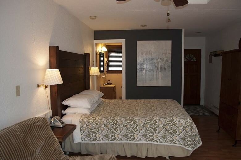 Hotel Inn On The Russian River