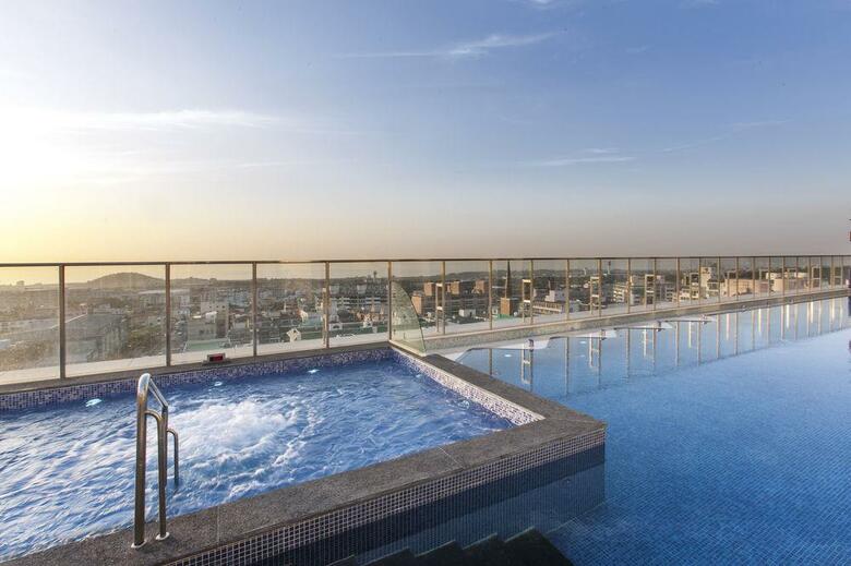 Lotte City Hotel Jeju