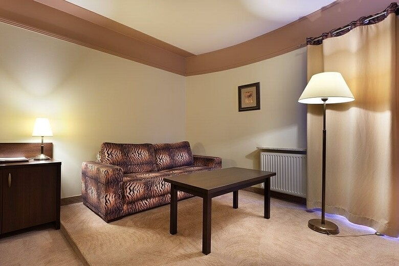 Papuga Park Hotel