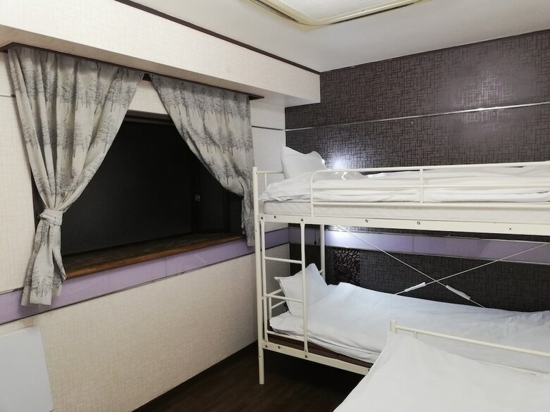 Hostal Family & Bakpak Tokyo Hostel