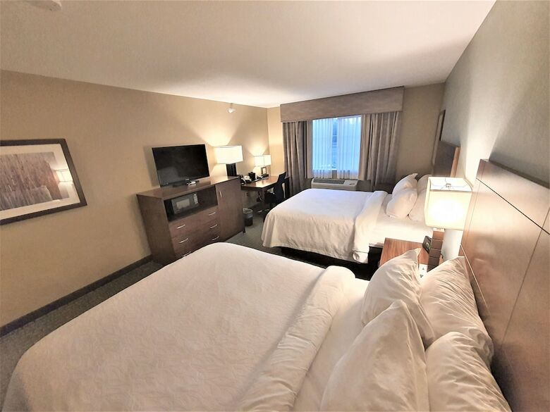 Hotel Comfort Inn & Suites
