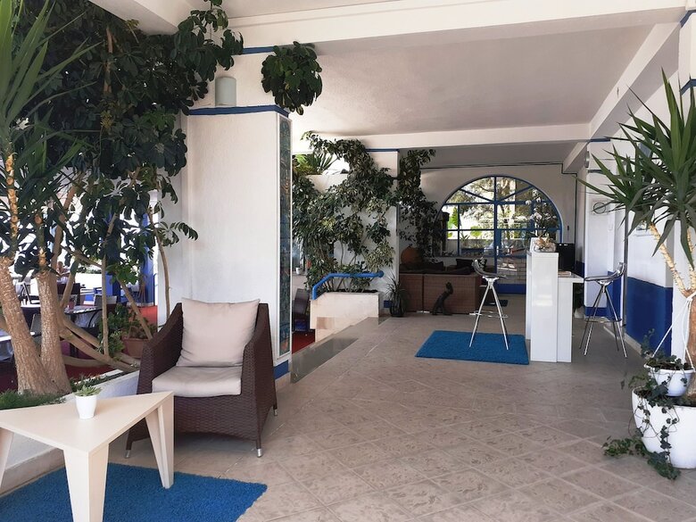 Posada Beachfront Apartmants Zanic