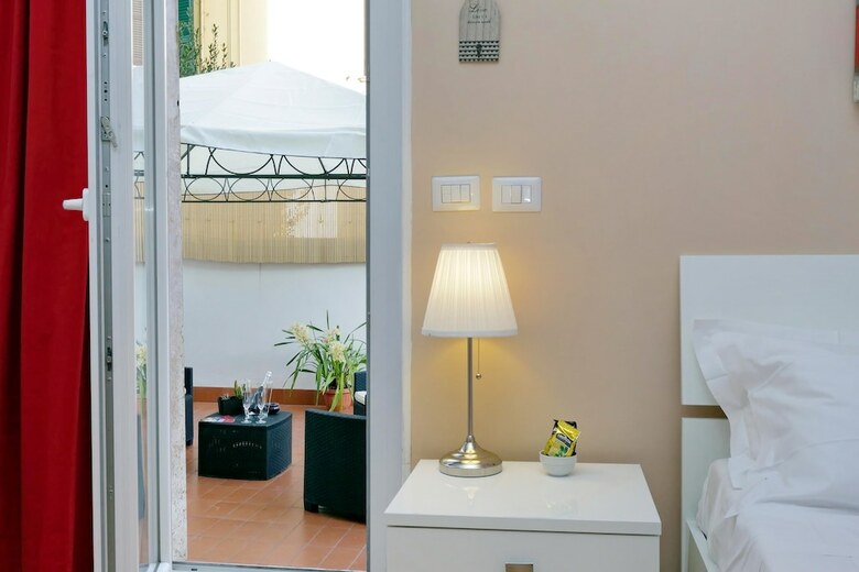 Hotel I Pini Di Roma - Rooms & Suites