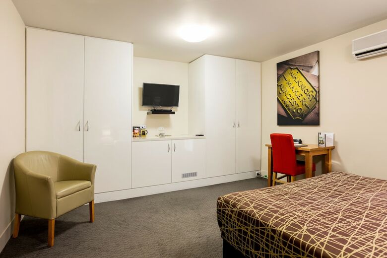 Aparthotel Old Woolstore Apartment Hotel