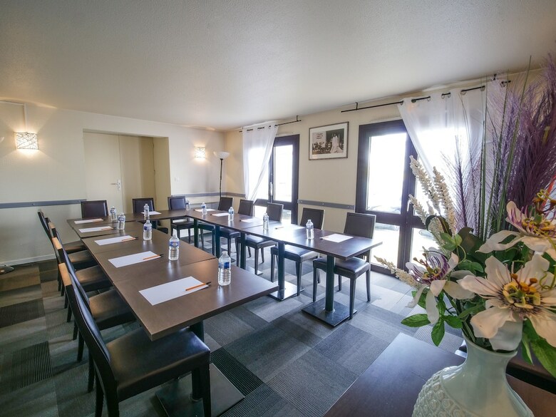 Hotel H�tel Inn Design Chartres Resto Novo