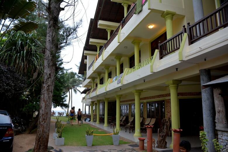 Hotel Time N Tide Beach Resort