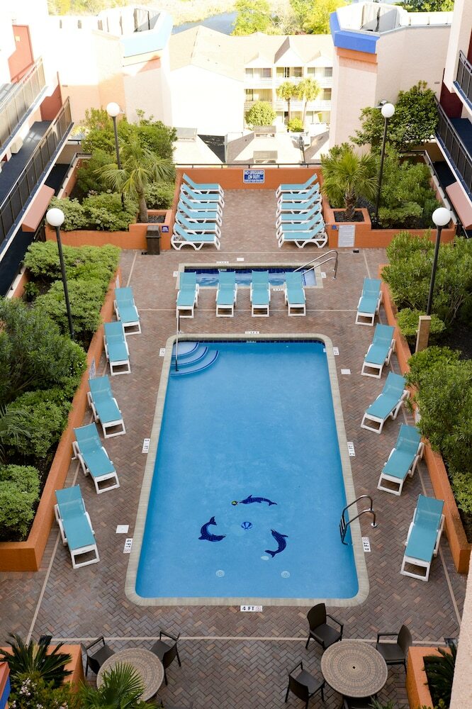 Hotel Monterey Bay Suites