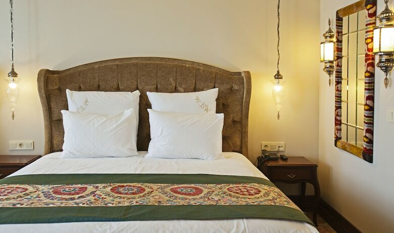 Hotel Azade Premier