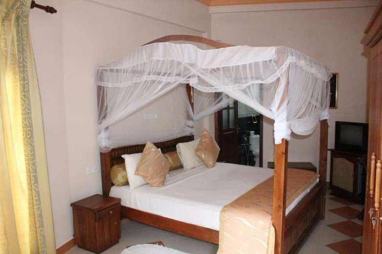 Hotel Bentota Village