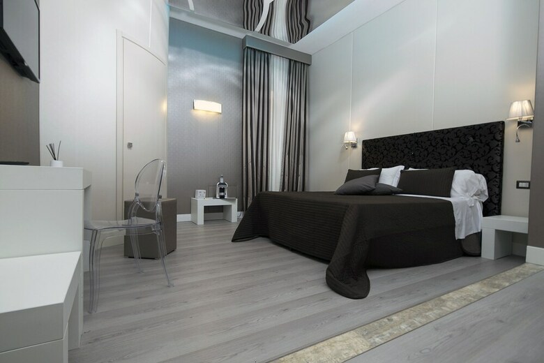 Piccolo Piazza Di Spagna Suites