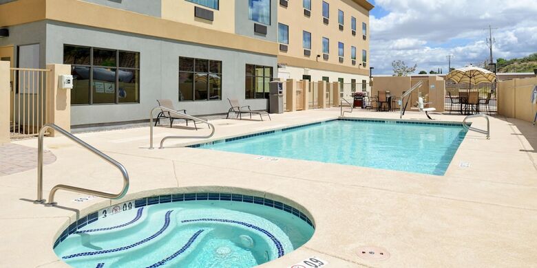 Hotel Holiday Inn Express & Suites Globe
