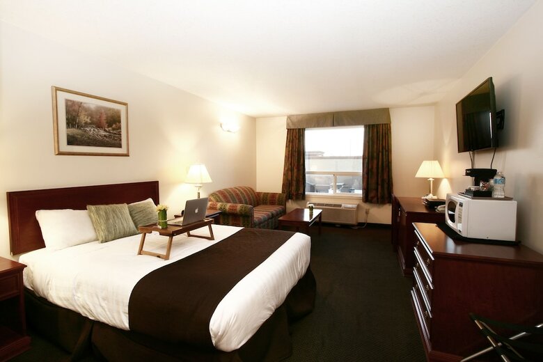 Hotel Foxwood Inn & Suites