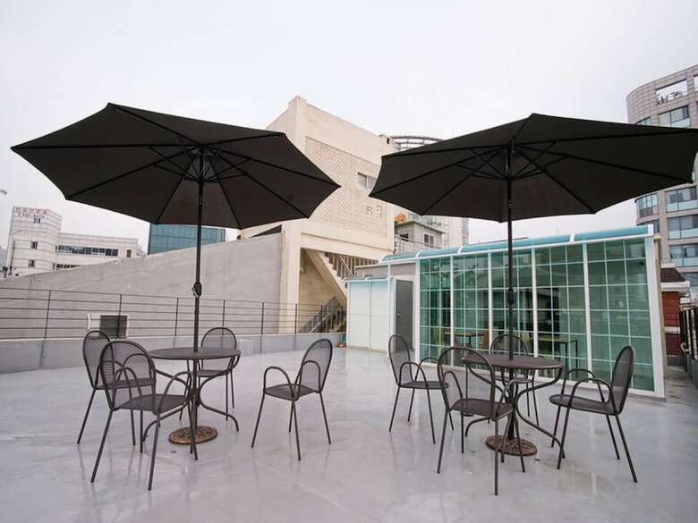 Hotel D.h Sinchon Guesthouse