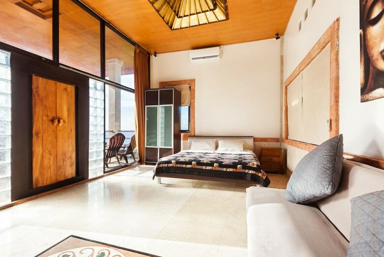 Hotel Puri Uluwatu Villas