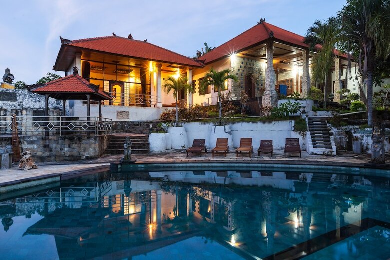 Hotel Puri Uluwatu Villas