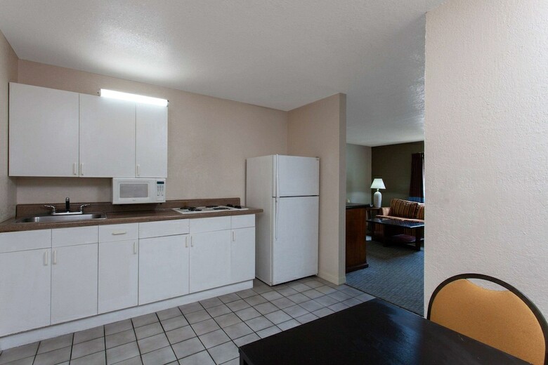 Motel Super 8 By Wyndham Kissimmee